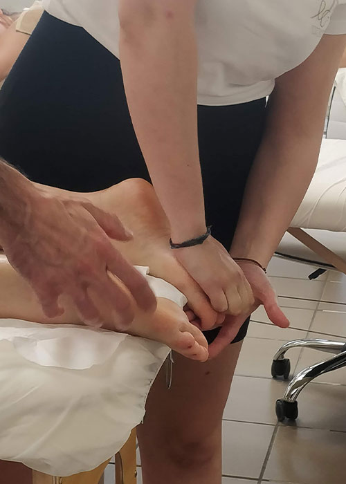 massaggio-piede-universita-di-massaggi-scandicci